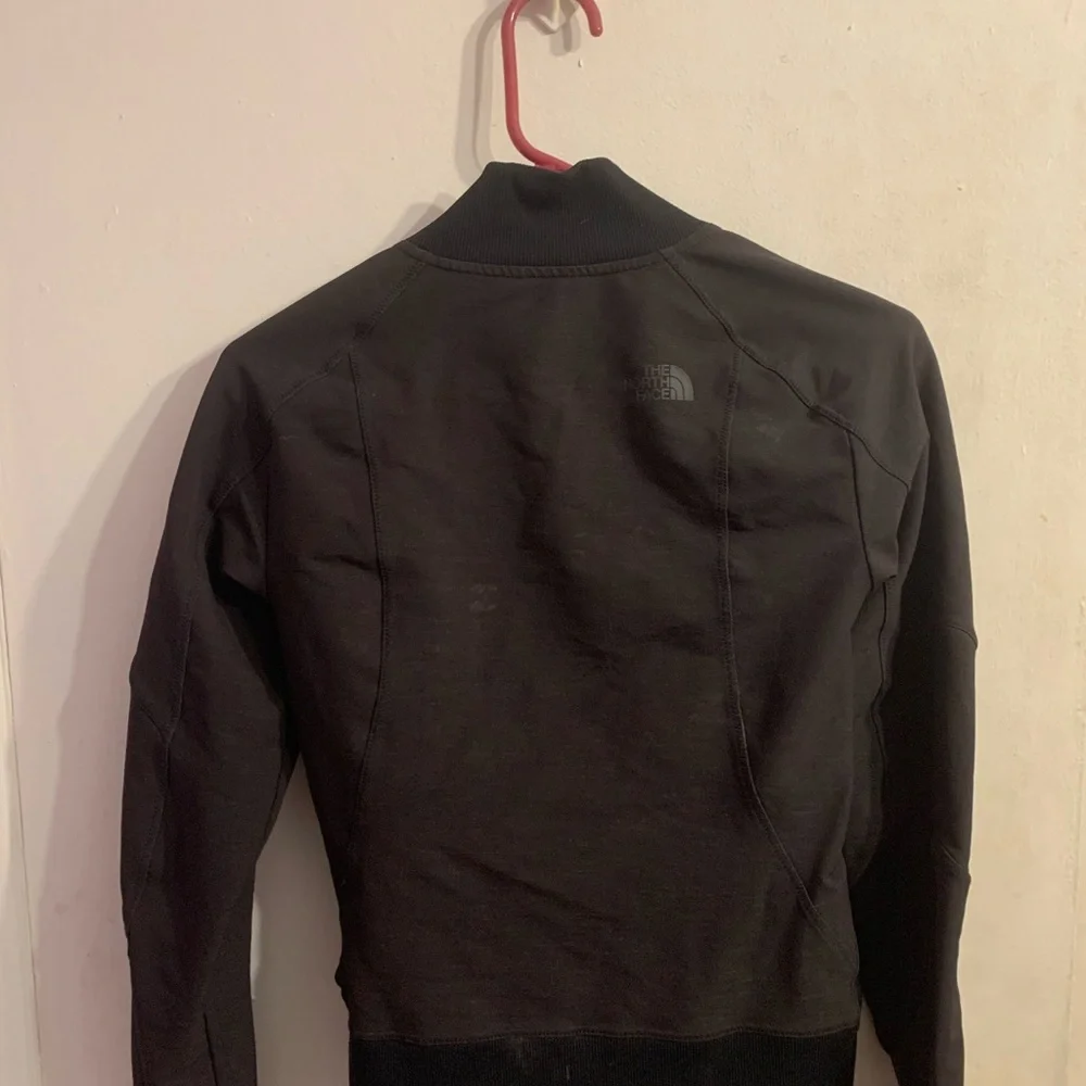North face jacket - Picture 3 of 3